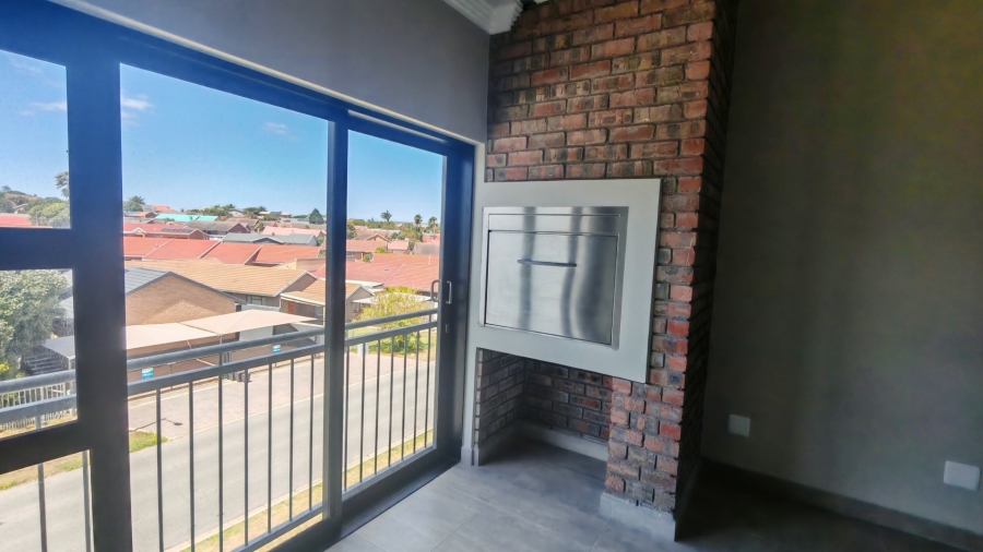 2 Bedroom Property for Sale in Hartenbos Central Western Cape
